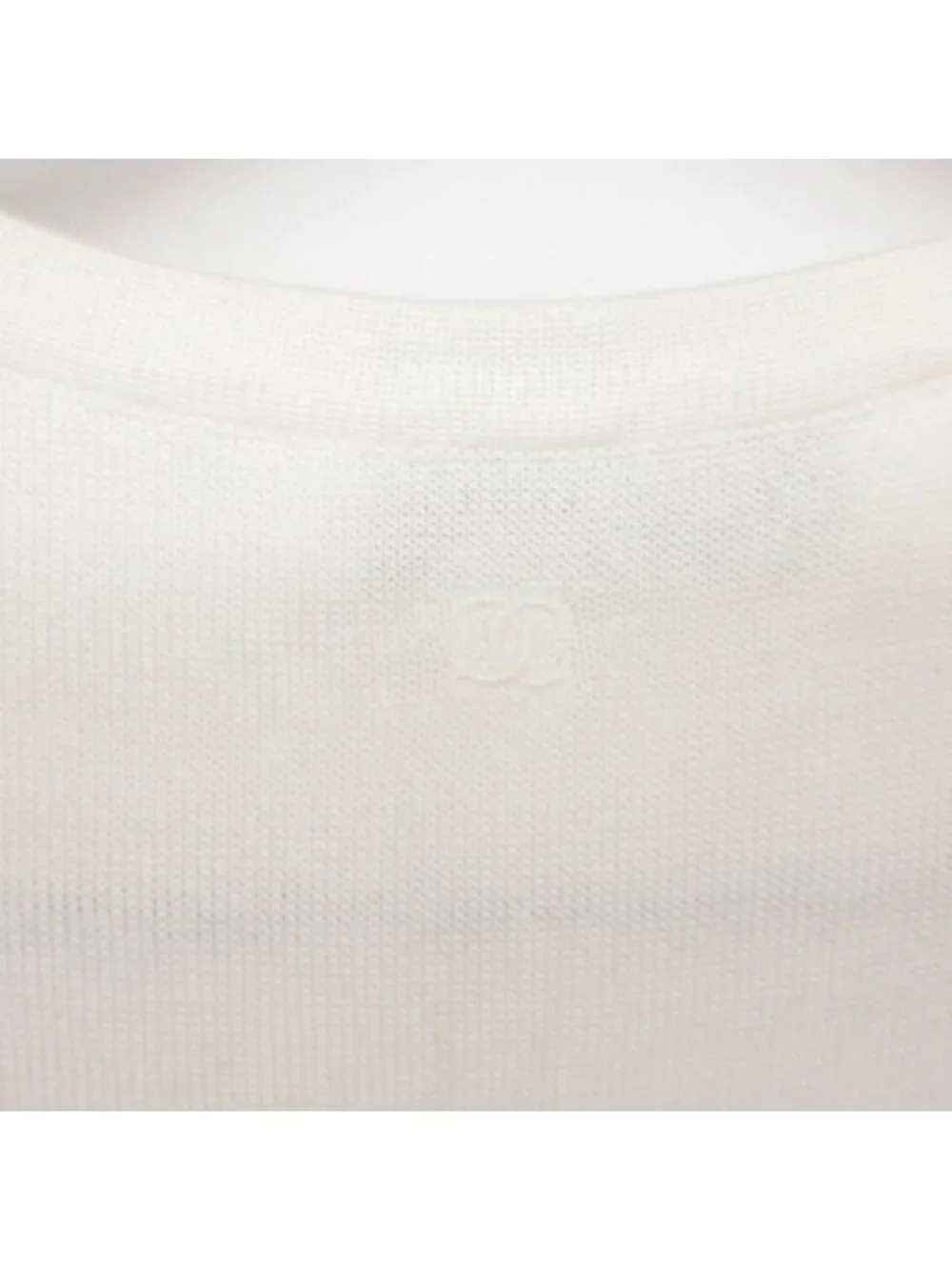 Chanel Knit Bag CC Logo Embroidery Sleeveless Pullover Lightweight Top White